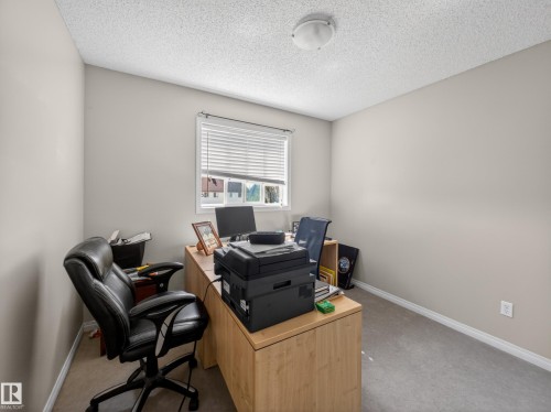 5576 Stevens Crescent Nw, Edmonton, AB - Indoor Photo Showing Office