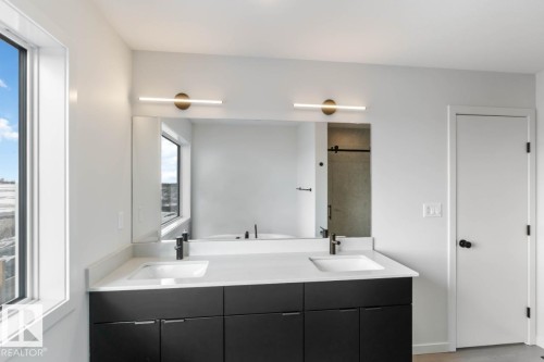 56 Gambel Loop, Spruce Grove, AB - Indoor Photo Showing Bathroom