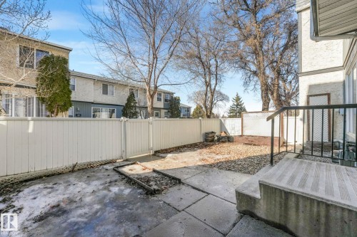 199B Homestead Crescent, Edmonton, AB - Outdoor