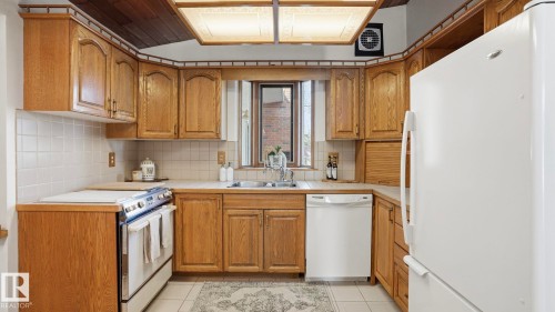 16024 78A Avenue, Edmonton, AB - Indoor Photo Showing Kitchen With Double Sink