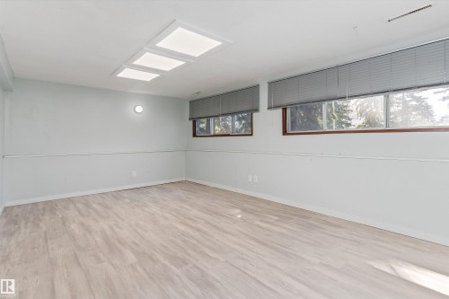13208 128 Avenue, Edmonton, AB - Indoor Photo Showing Other Room
