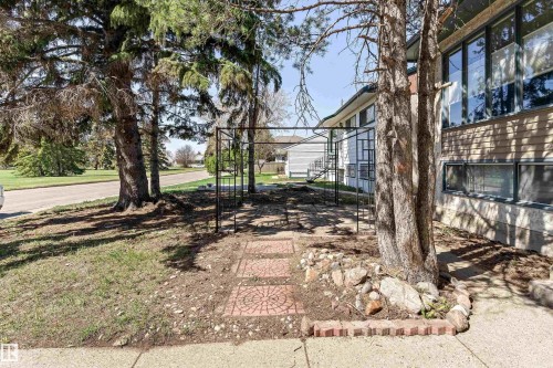 13208 128 Avenue, Edmonton, AB - Outdoor