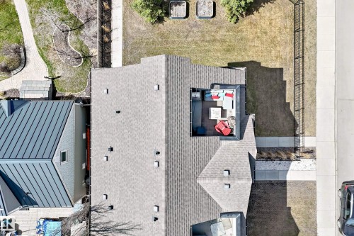 Rooftop deck featuring a perimeter wall, creating an elevated outdoor living area - 10519 114 Avenue, Edmonton, AB - Outdoor With Exterior