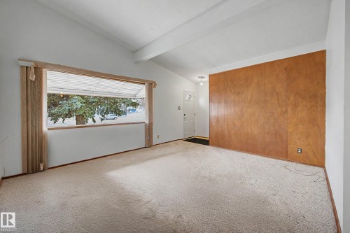 13041 82 Street, Edmonton, AB - Indoor