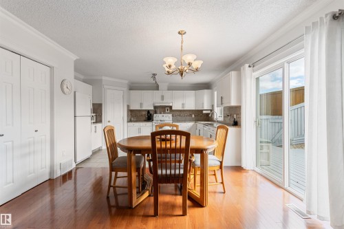 26 11 Hunchak Way, St. Albert, AB - Indoor Photo Showing Dining Room