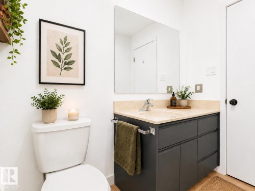 15015 83 Street, Edmonton, AB - Indoor Photo Showing Bathroom