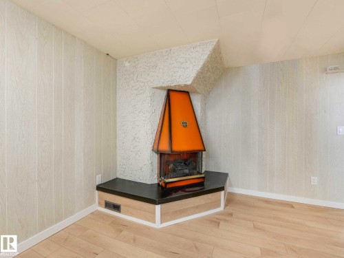 15015 83 Street, Edmonton, AB - Indoor Photo Showing Other Room