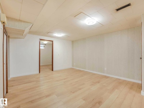 15015 83 Street, Edmonton, AB - Indoor