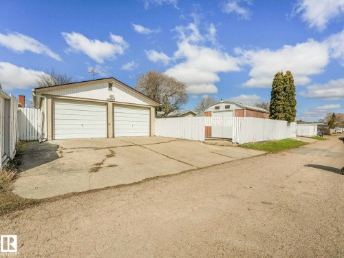 15015 83 Street, Edmonton, AB - Outdoor