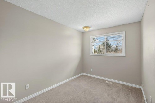 9909 171 Avenue, Edmonton, AB - Indoor Photo Showing Other Room