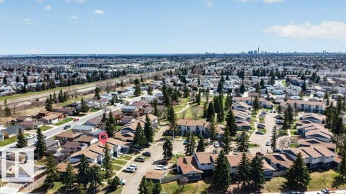 9909 171 Avenue, Edmonton, AB - Outdoor With View