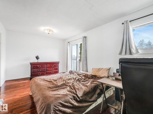14024 69 Street Nw, Edmonton, AB - Indoor Photo Showing Bedroom