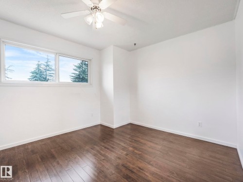14024 69 Street Nw, Edmonton, AB - Indoor Photo Showing Other Room
