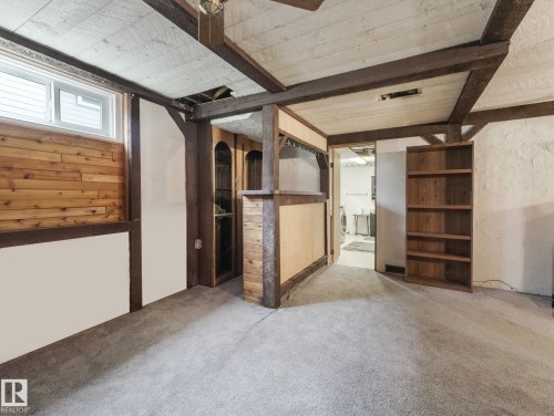 14024 69 Street Nw, Edmonton, AB - Indoor