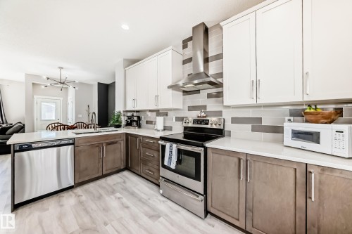 18127 77 Street, Edmonton, AB - Indoor Photo Showing Kitchen With Stainless Steel Kitchen