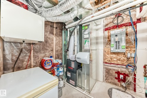 18127 77 Street, Edmonton, AB - Indoor