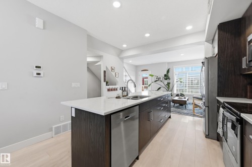 24 215 Saddleback Road, Edmonton, AB - Indoor Photo Showing Kitchen With Double Sink With Upgraded Kitchen