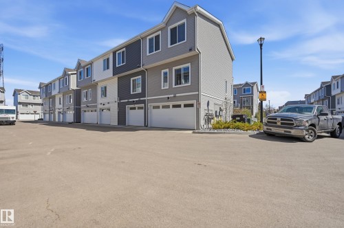 24 215 Saddleback Road, Edmonton, AB - Outdoor