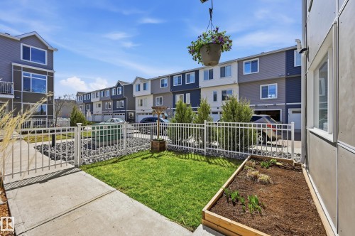 24 215 Saddleback Road, Edmonton, AB - Outdoor