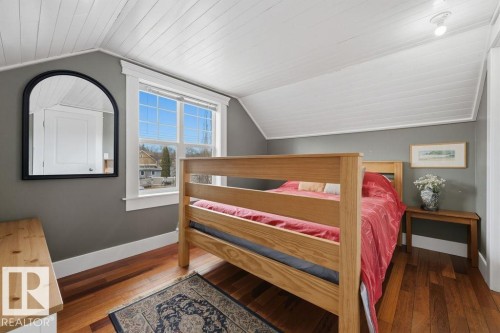 11120 53 Street, Edmonton, AB - Indoor Photo Showing Bedroom