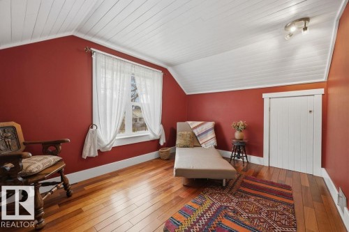 11120 53 Street, Edmonton, AB - Indoor Photo Showing Other Room