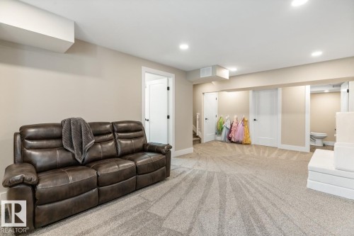 777 Berg Loop, Leduc, AB 