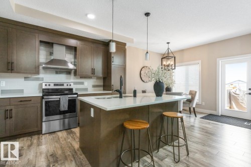 777 Berg Loop, Leduc, AB 