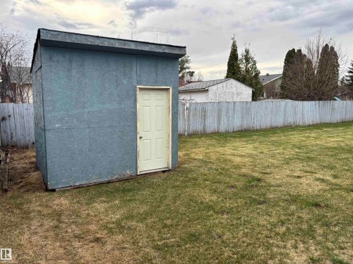 4908 17 Avenue, Edmonton, AB - Outdoor