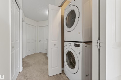 702C Rocky Way, Cold Lake, AB - Indoor Photo Showing Laundry Room
