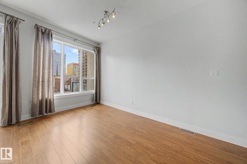 411 10033 110 Street, Edmonton, AB - Indoor Photo Showing Other Room