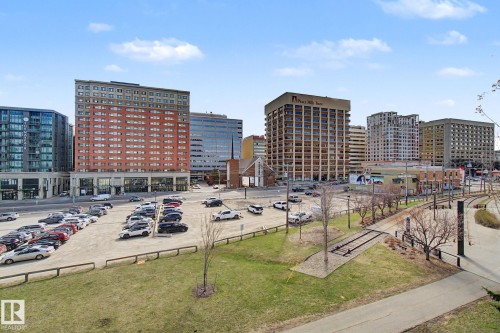 411 10033 110 Street, Edmonton, AB - Outdoor