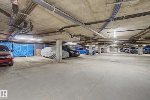 411 10033 110 Street, Edmonton, AB - Indoor Photo Showing Garage