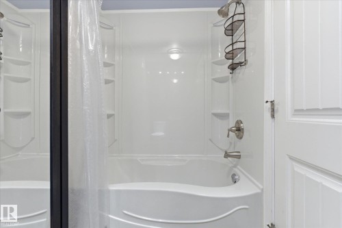81 Ridgewood Terrace, St. Albert, AB - Indoor Photo Showing Bathroom