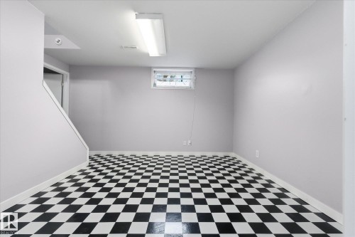 81 Ridgewood Terrace, St. Albert, AB - Indoor Photo Showing Bedroom