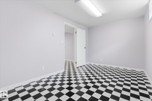 81 Ridgewood Terrace, St. Albert, AB - Indoor Photo Showing Bedroom