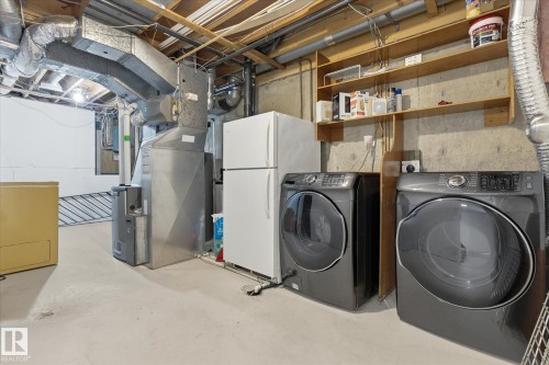 81 Ridgewood Terrace, St. Albert, AB - Indoor Photo Showing Laundry Room