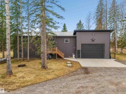 9013 HWY 621 Rural Brazeau County, AB T7A 2A3