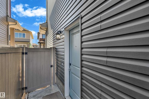 1750 25A Street, Edmonton, AB - Outdoor