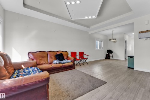 1750 25A Street, Edmonton, AB - Indoor Photo Showing Living Room