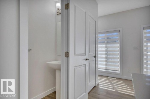 46 603 Orchards Boulevard, Edmonton, AB - Indoor Photo Showing Other Room