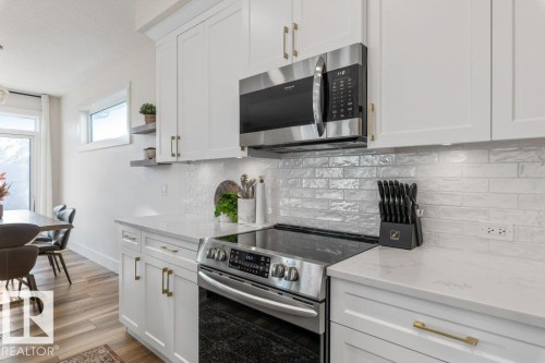 67 Jamison Crescent, St. Albert, AB - Indoor Photo Showing Kitchen With Upgraded Kitchen