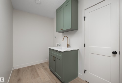 157 Graybriar Drive, Stony Plain, AB - Indoor Photo Showing Other Room