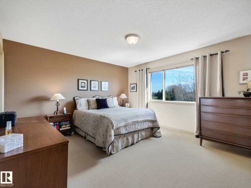 1361 Breckenridge Drive, Edmonton, AB - Indoor Photo Showing Bedroom