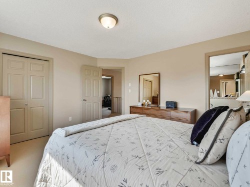 1361 Breckenridge Drive, Edmonton, AB - Indoor Photo Showing Bedroom