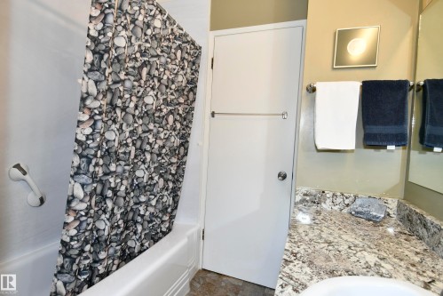 10 Athapaskan Drive, Leduc, AB - Indoor Photo Showing Bathroom