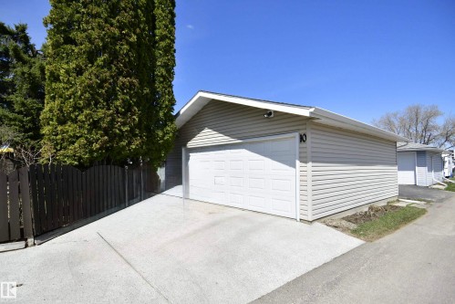 10 Athapaskan Drive, Leduc, AB - Outdoor With Exterior