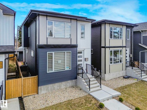 Modern two-story facade with contrasting siding - 15731 109 Avenue, Edmonton, AB - Outdoor