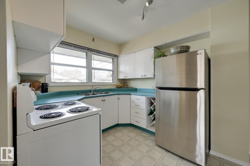 14552 107A Avenue, Edmonton, AB - Indoor Photo Showing Kitchen With Double Sink