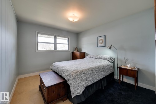 14552 107A Avenue, Edmonton, AB - Indoor Photo Showing Bedroom