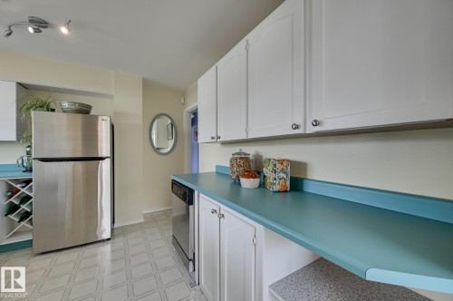 14552 107A Avenue, Edmonton, AB - Indoor Photo Showing Kitchen